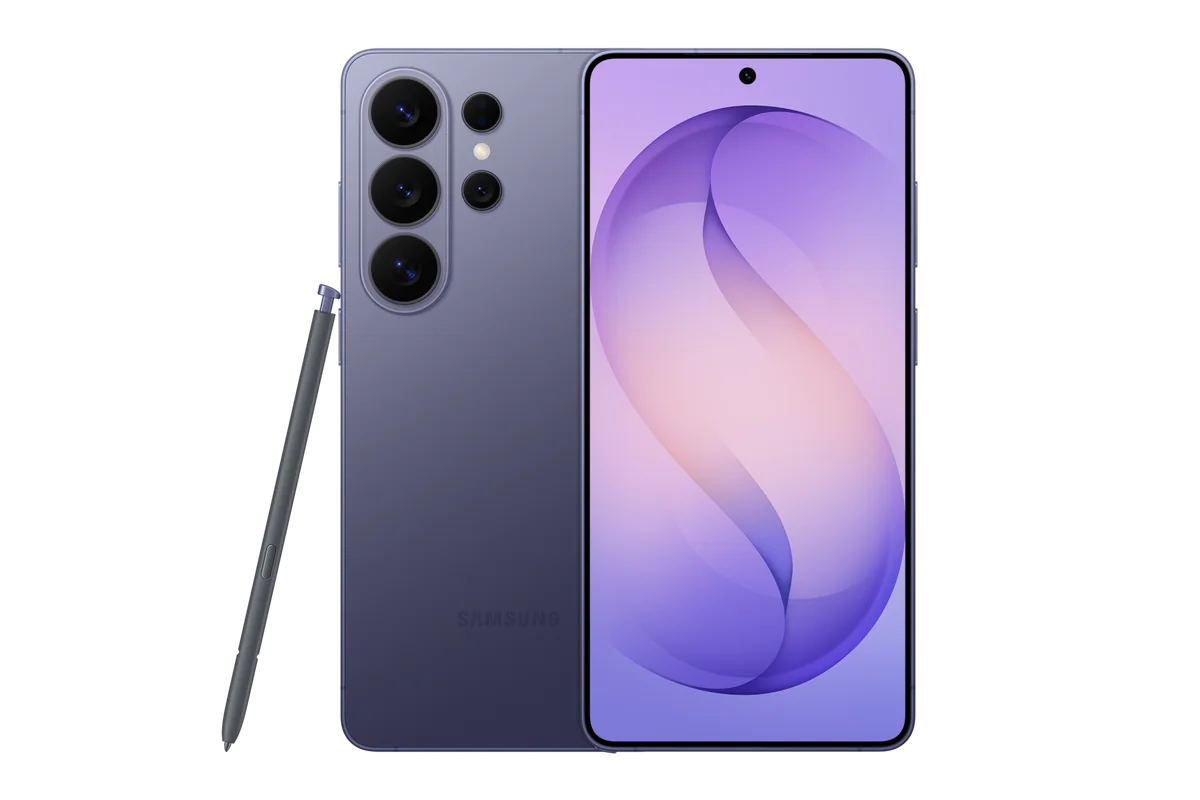 Galaxy S26 Ultra in Cobalt Violet, back and front views with S Pen